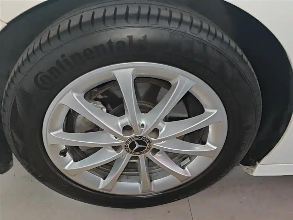 Mercedes-Benz A-Class 2020 A 200 L Sport Sedan фото 23