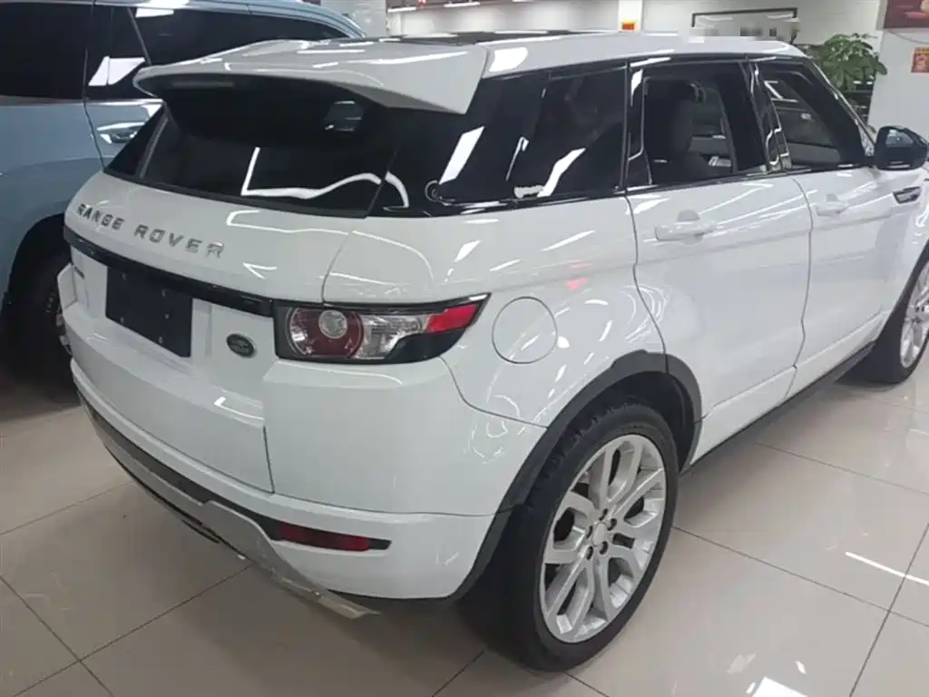Land Rover Range Rover Evoque (Import) 2014 2.0T 5-door Brilliance Sport фото 7