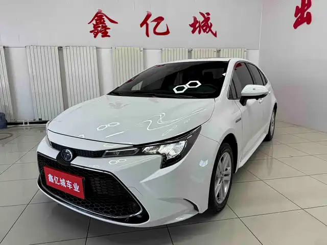 Toyota Levin Гибрид, 1.8H E-CVT, Люкс