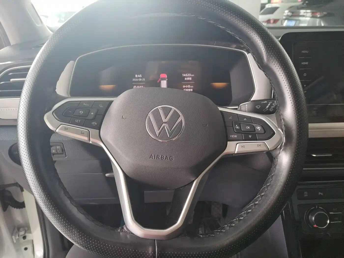 Volkswagen Tharu, миниатюра 6