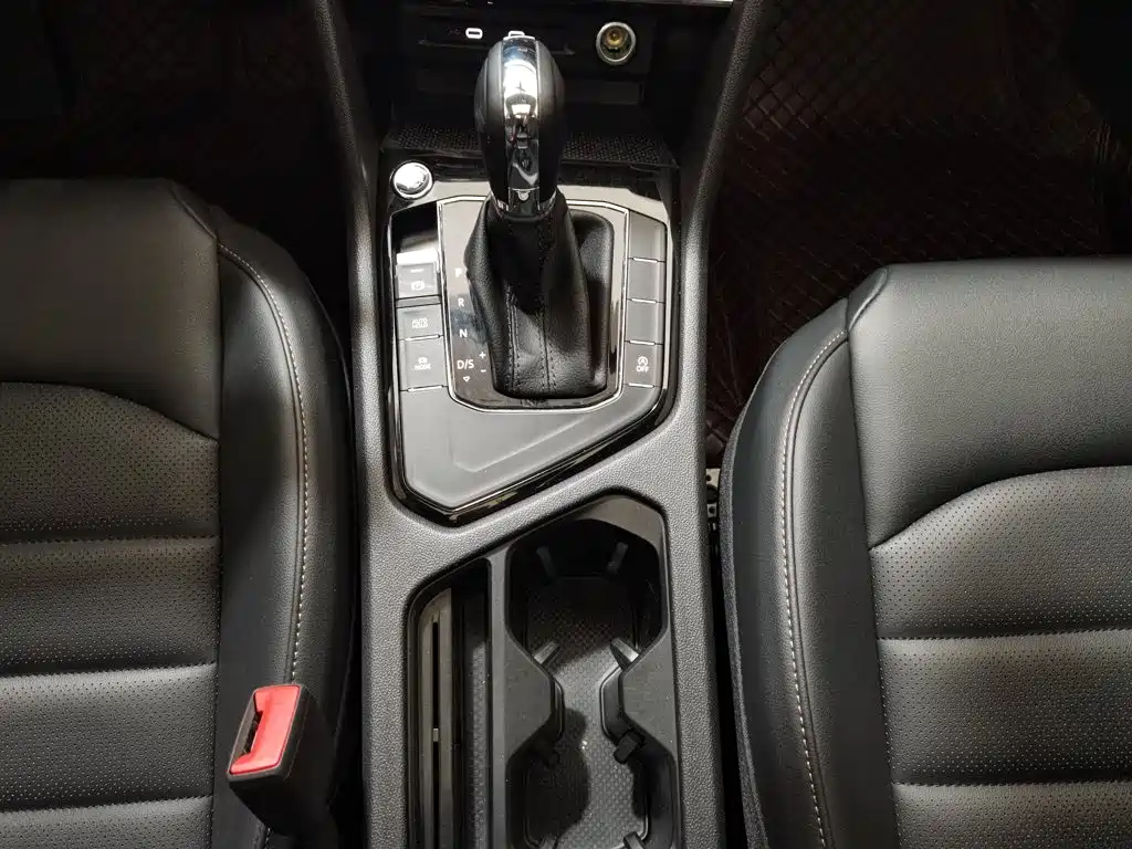 Volkswagen Tharu, миниатюра 9