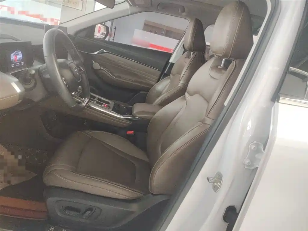 GAC Trumpchi Trumpchi GS4 2024 MAX 1.5T Flagship Edition фото 15