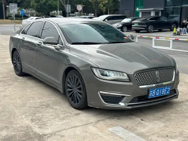 Lincoln MKZ 2017 2.0T Elegance Edition — фото 3