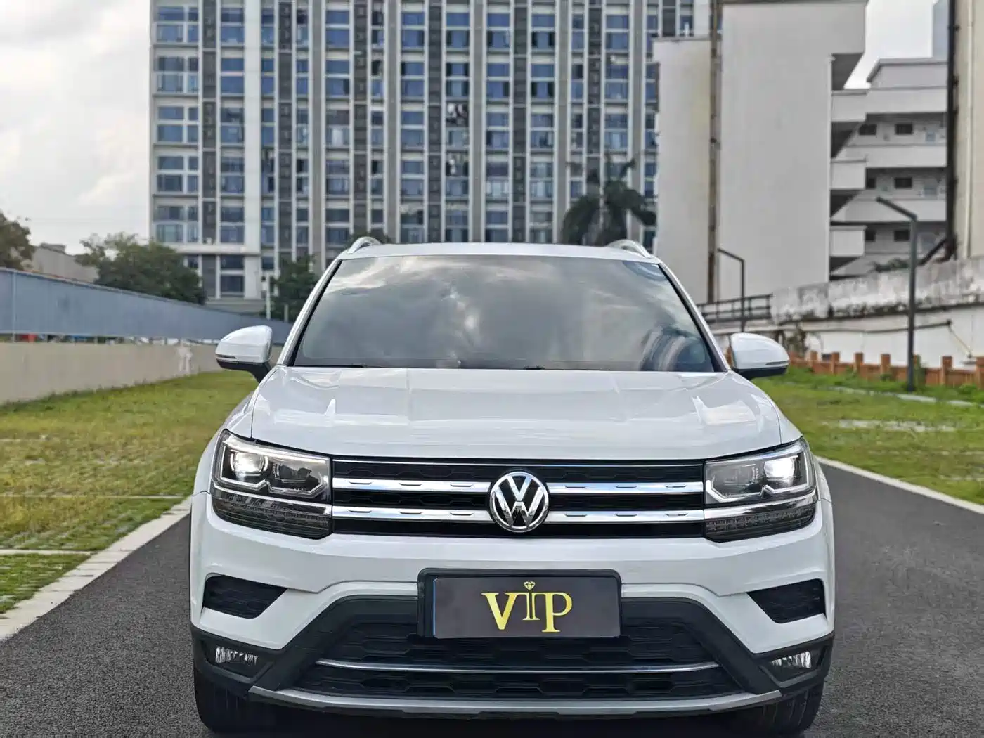 Volkswagen Tharu 2019 2019 330TSI AWD Luxury Edition China VI