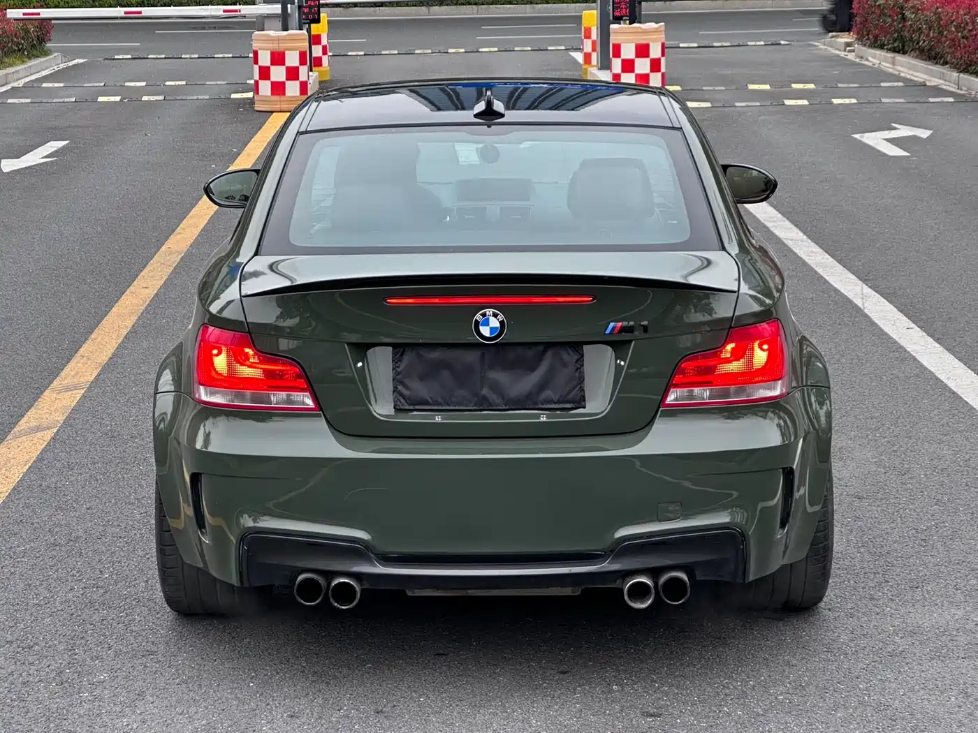 BMW 1 Series M 2011 1M Coupe фото 21