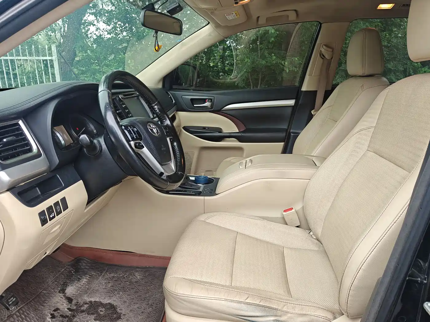 Toyota Highlander 2015 2.0T AWD Luxury Edition 7-seater фото 5