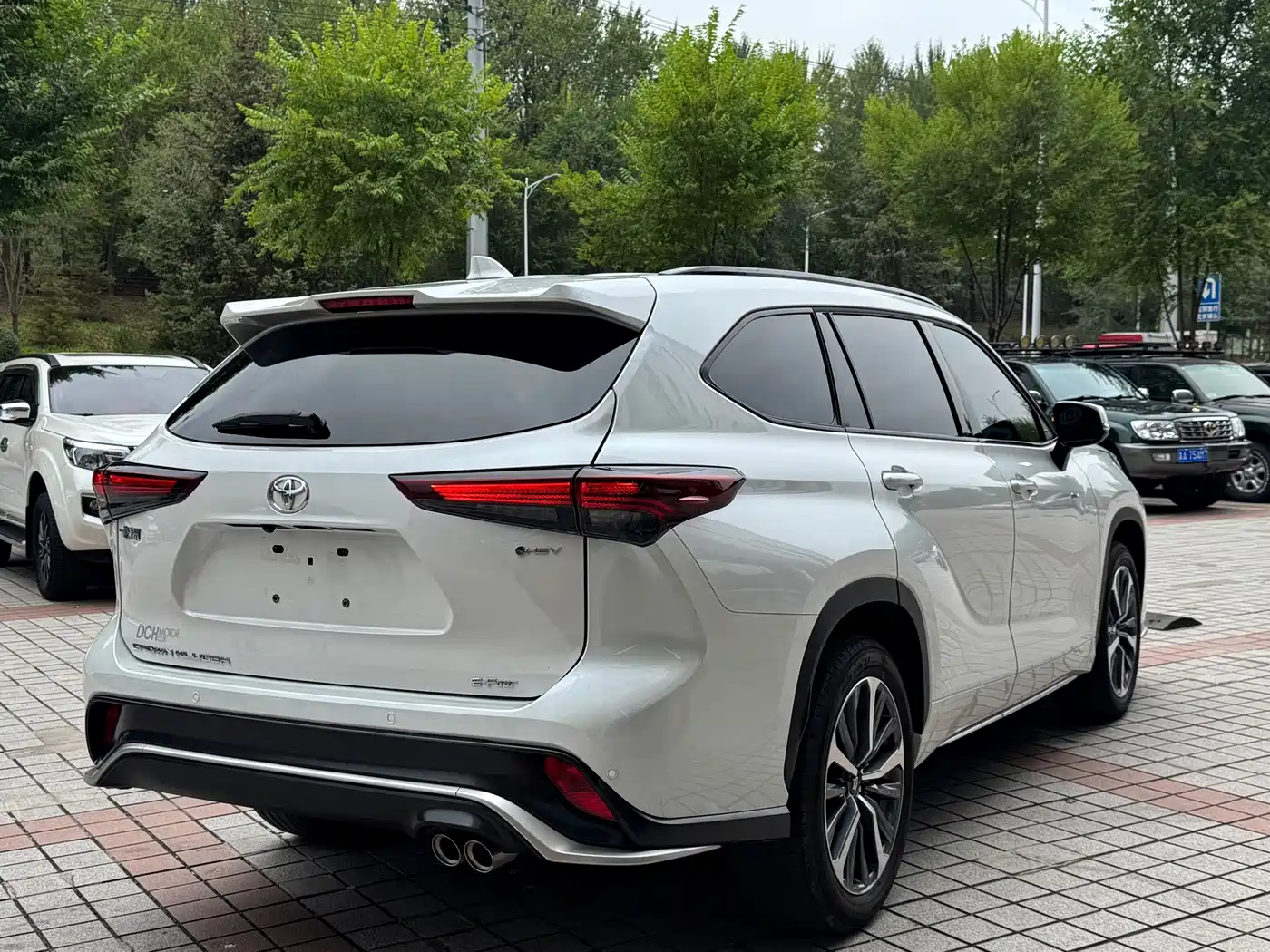 Toyota Crown Kluger 2024 2024 2.5L HEV 4WD Premium Edition