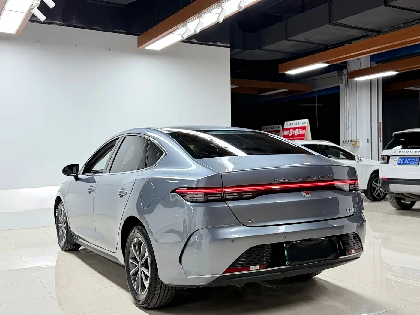 BYD Destroyer 05 2024 Glory Edition DM-i 55KM Luxury фото 6