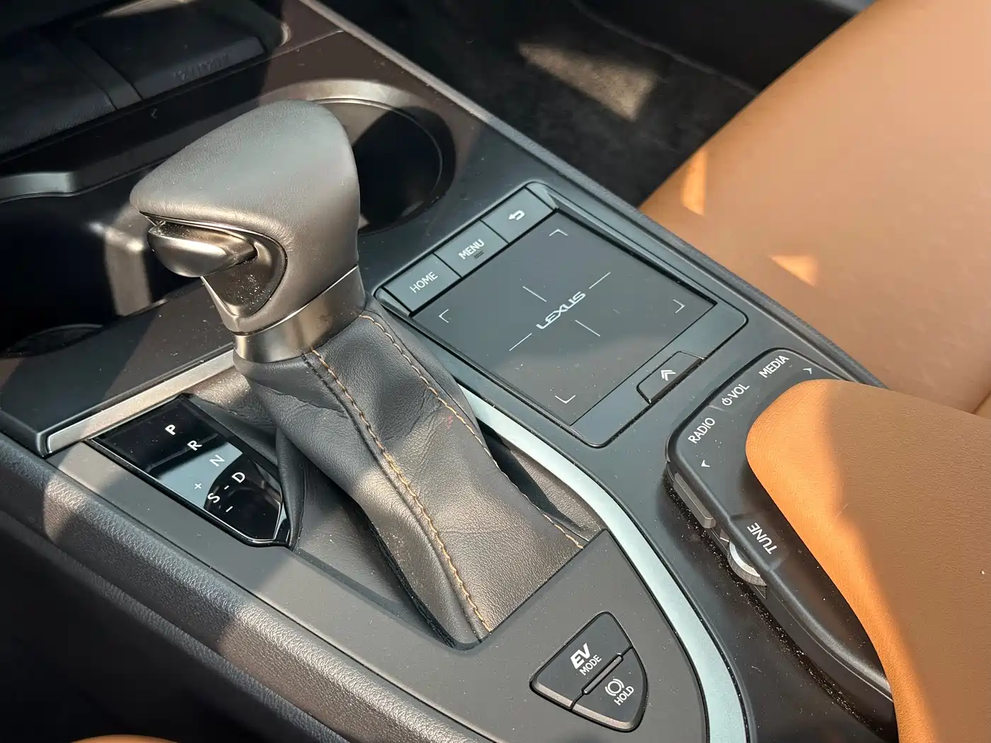 Lexus UX 2021 2020 260h Explore Cool Edition China V