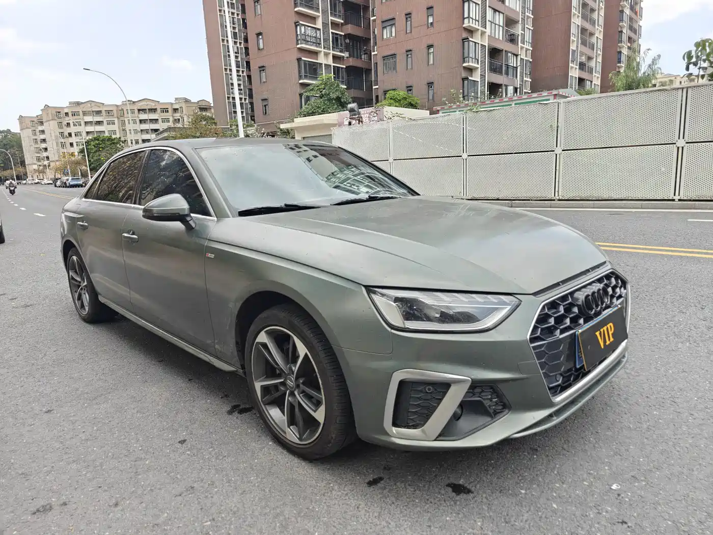 AUDI A4L