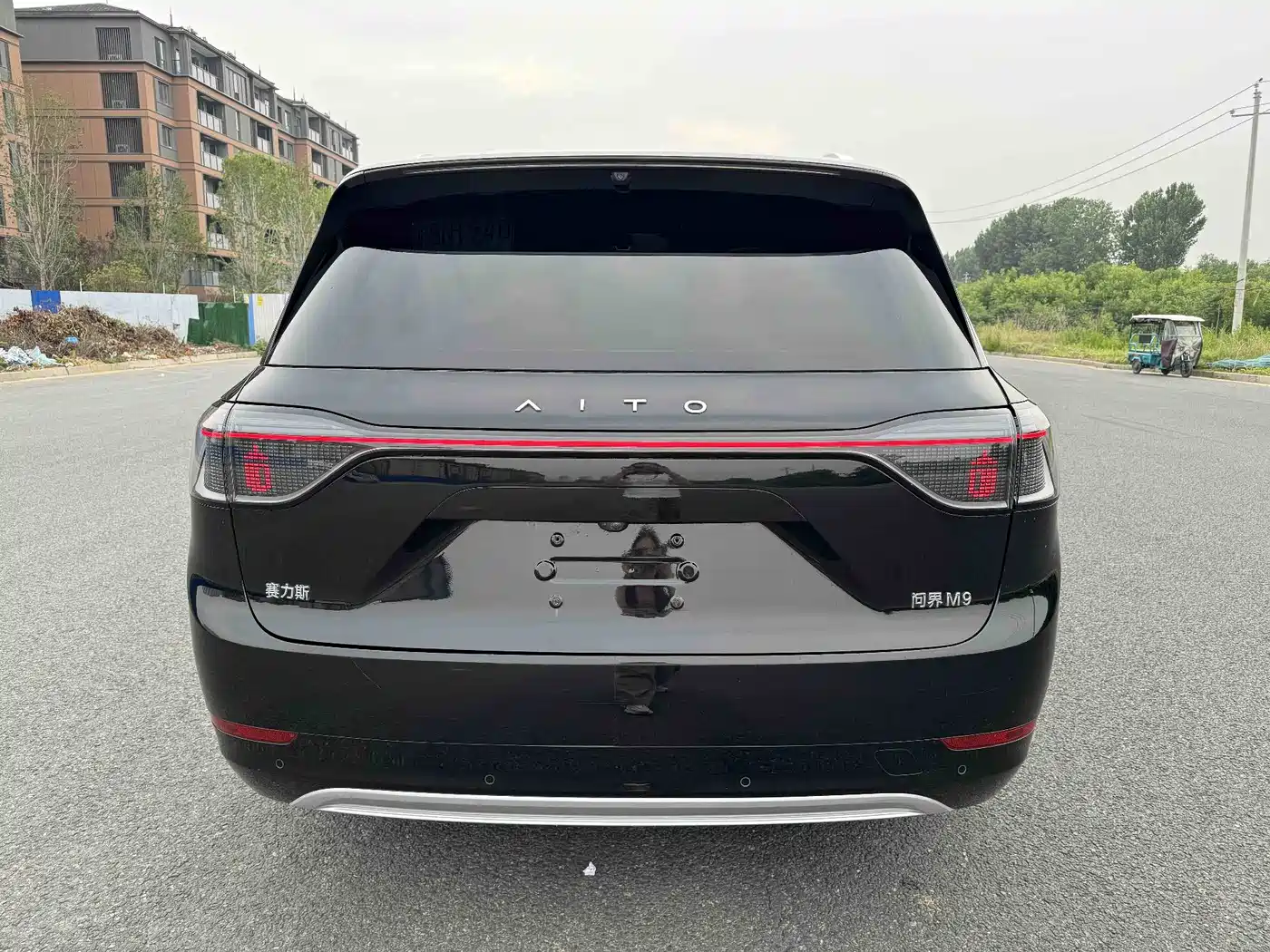 AITO Wenjie AITO M9 2024 Extended Range Ultra 42kWh 6-Seater фото 8