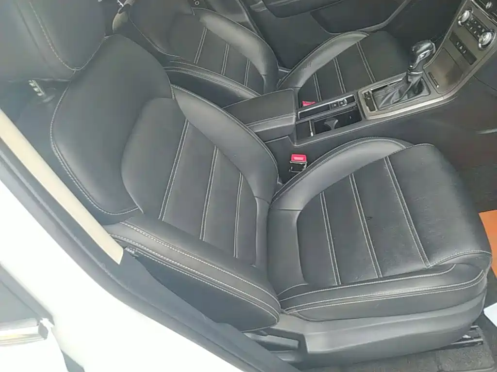 MG Roewe RX5 2019 2017 20T Automatic Luxury Edition