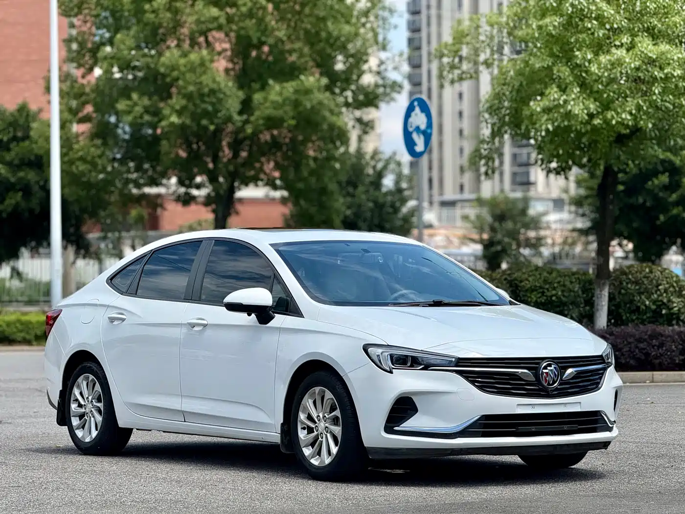 Buick Verano 2020 15T Auto Progressive фото 3