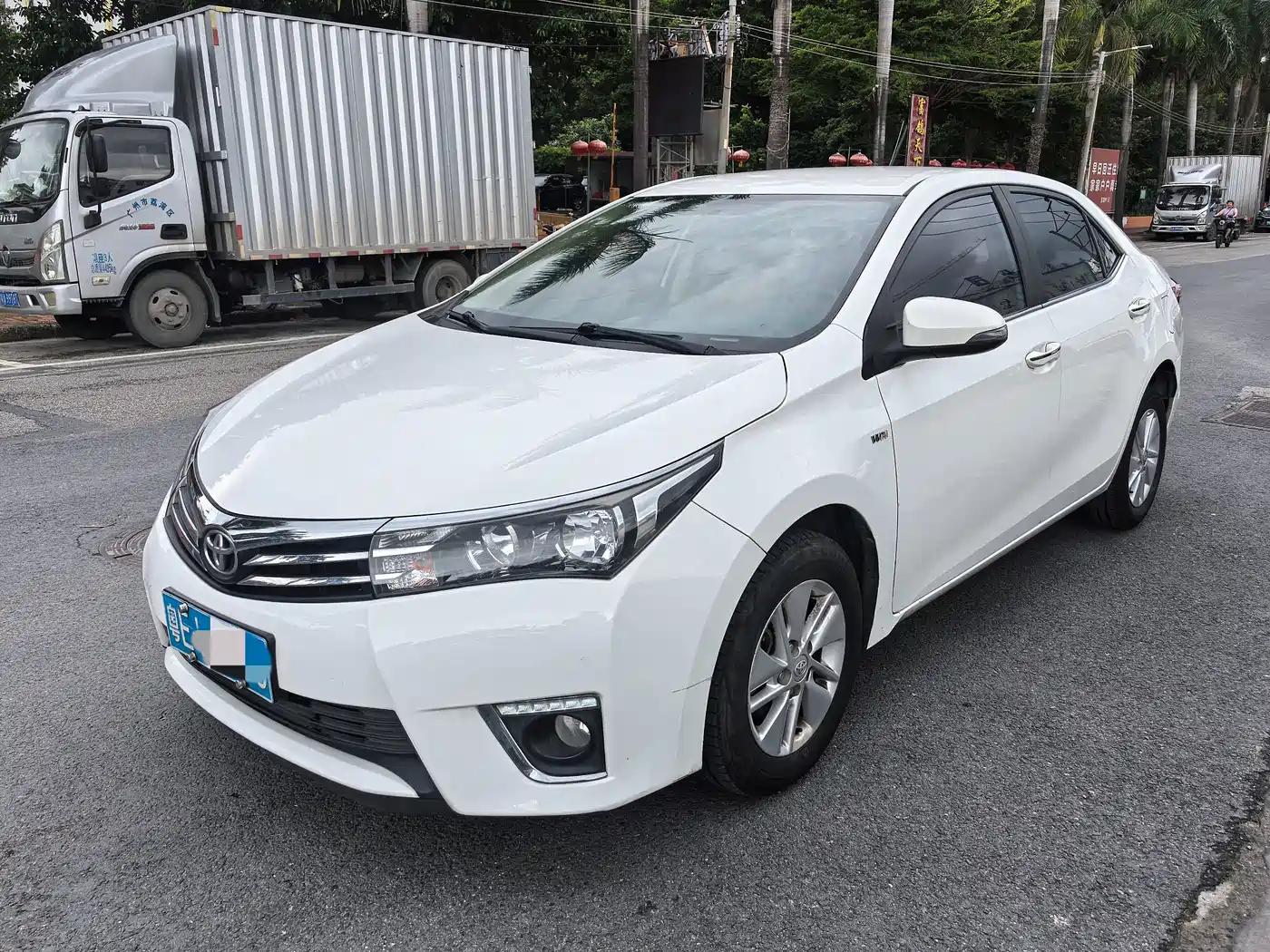 Фото 1 - Toyota Corolla