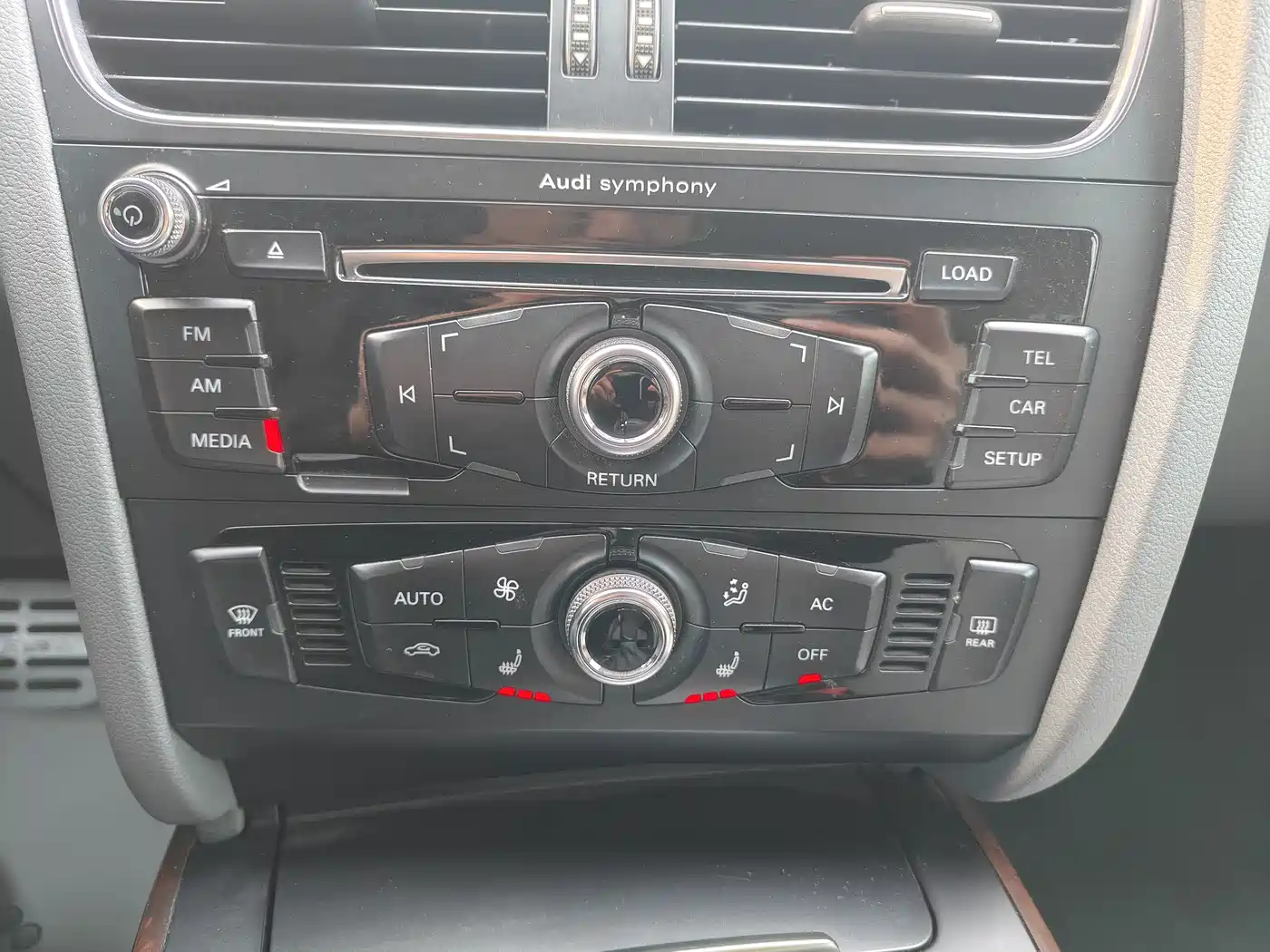 Audi A4L 2013 35 TFSI Automatic Comfort фото 12