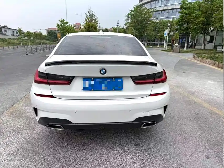 BMW 3 Series 2022 320Li M Sport Package фото 4