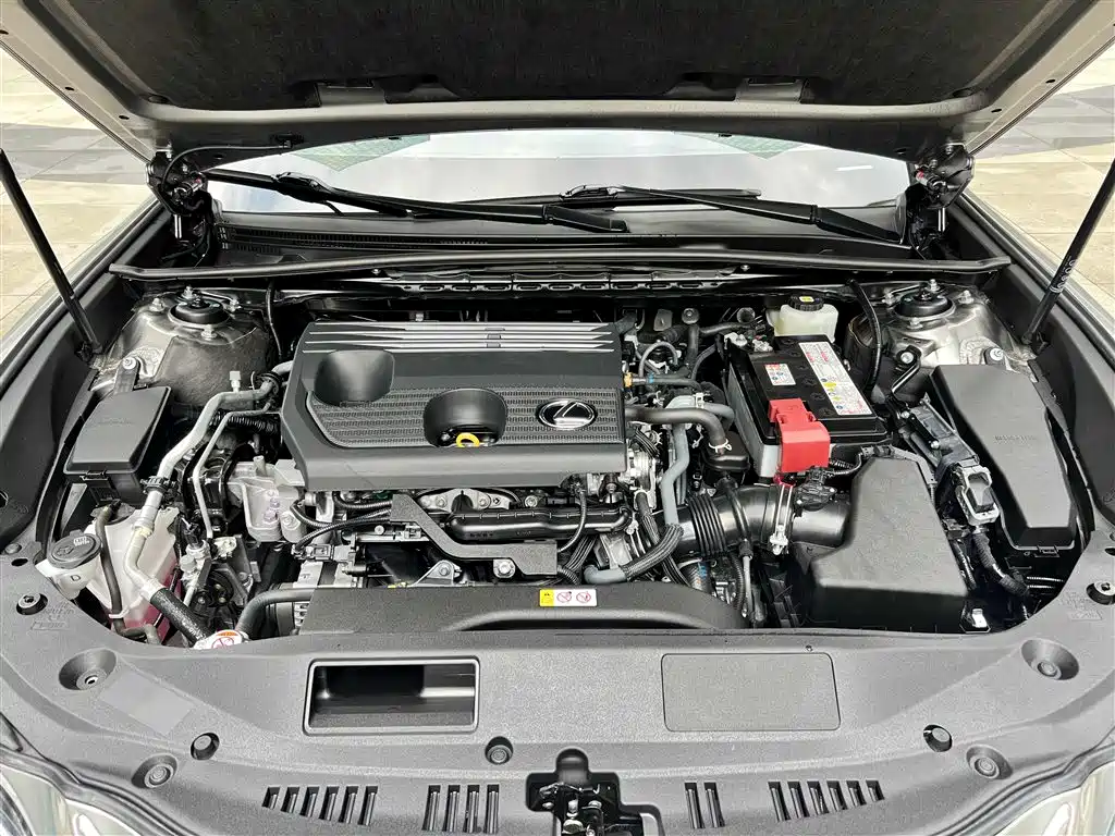 Lexus ES 2023 200 Excellence Edition фото 36