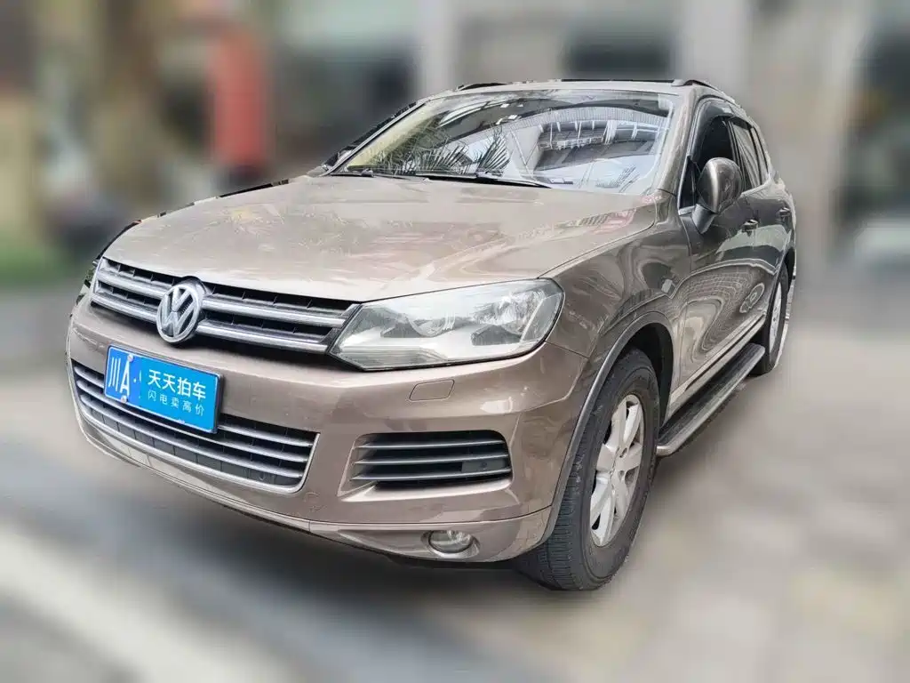 Фото 1 - Volkswagen Touareg