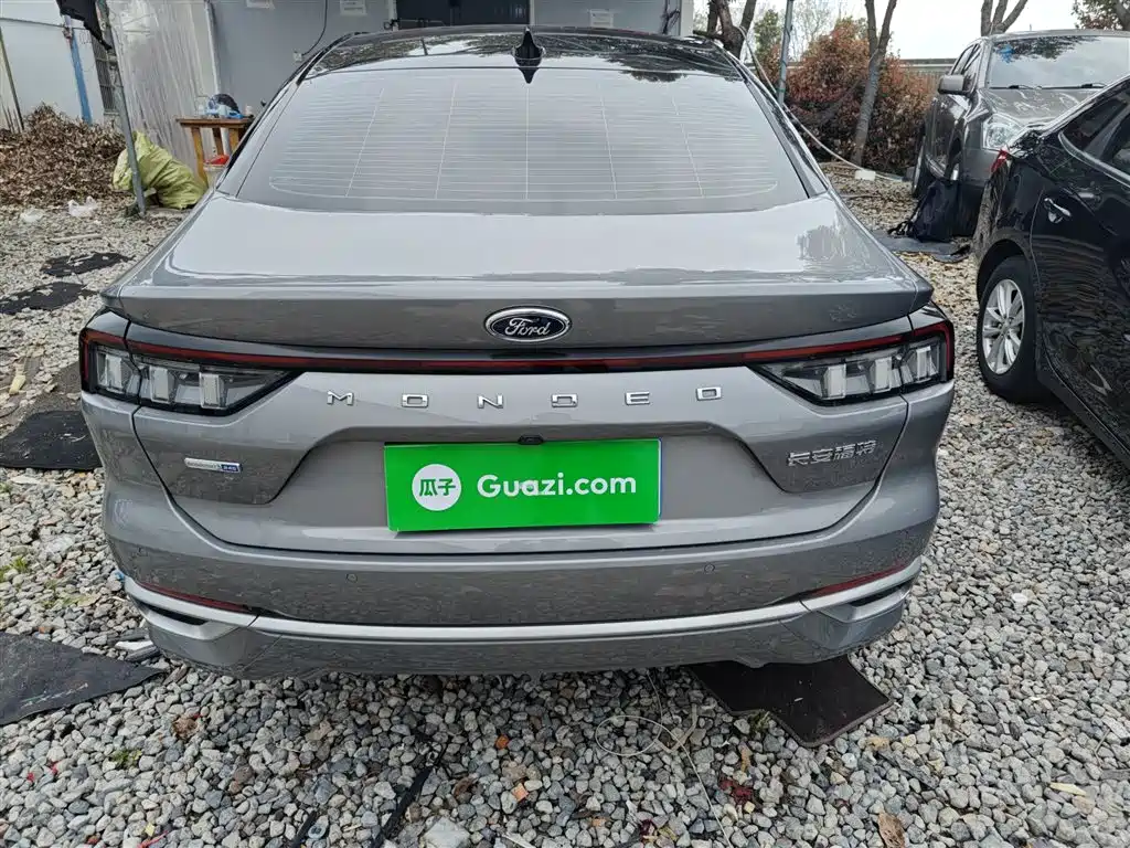 FORD MONDEO