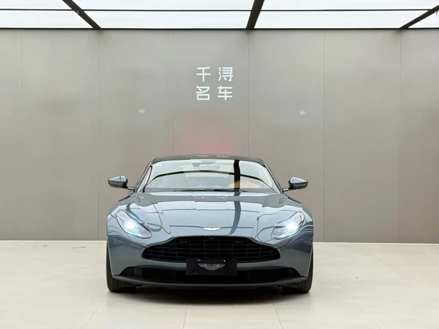 Aston Martin DB11 2018 2019 Model 4.0T V8 Coupe