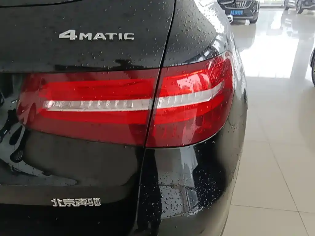 Mercedes-Benz GLC 2017 GLC 260 4MATIC Luxury фото 8