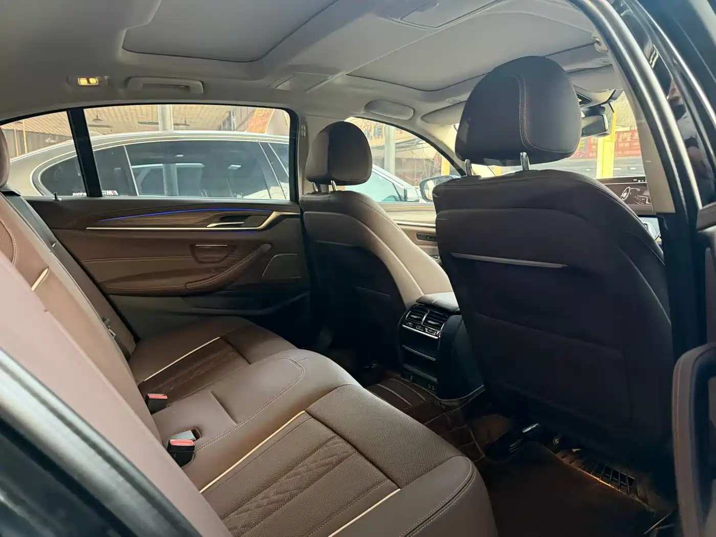 BMW 5 Series 2022 530Li Leading Luxury Package фото 8