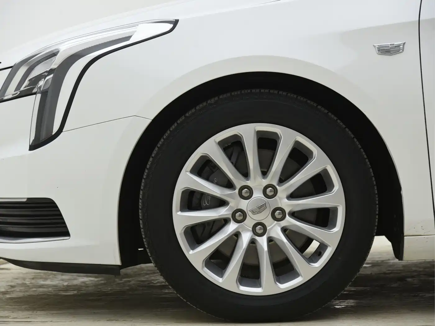 Cadillac XTS 2018 28T Technology фото 11