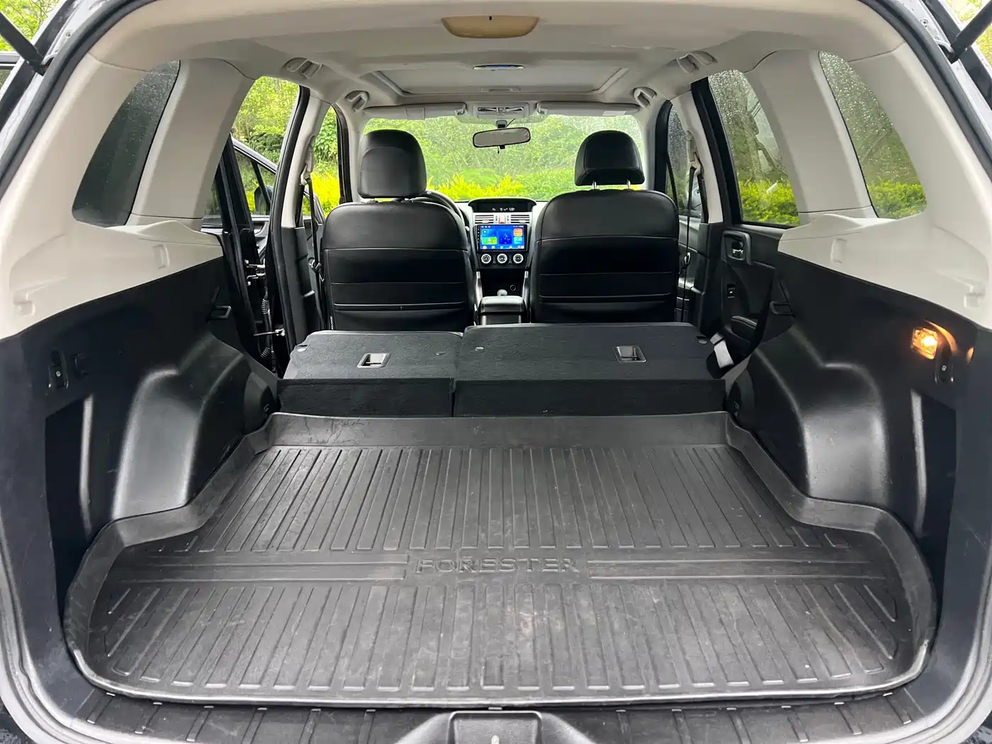 Subaru Forester 2013 2.5i Automatic Elite Edition фото 12