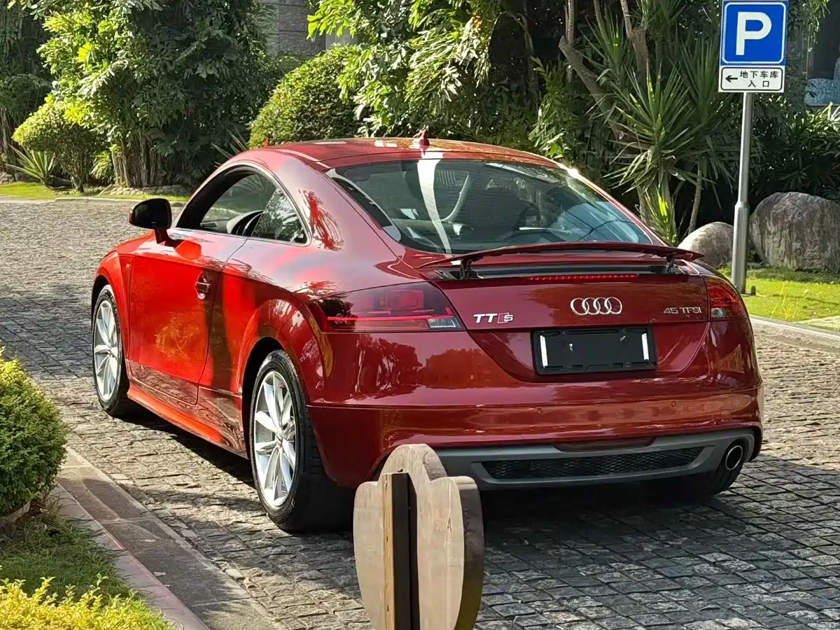Audi TT 2014 2014 TT Coupe 45 TFSI Premium Edition