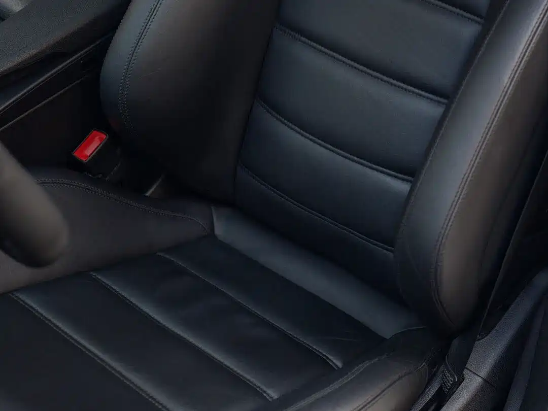 Mercedes-Benz C-Class AMG 2010 AMG C 63 Sport Enhanced Edition фото 15