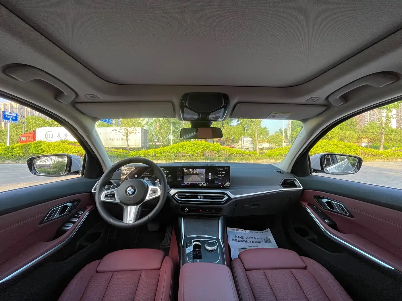 BMW 3 Series 2024 325i M Sport Package фото 19