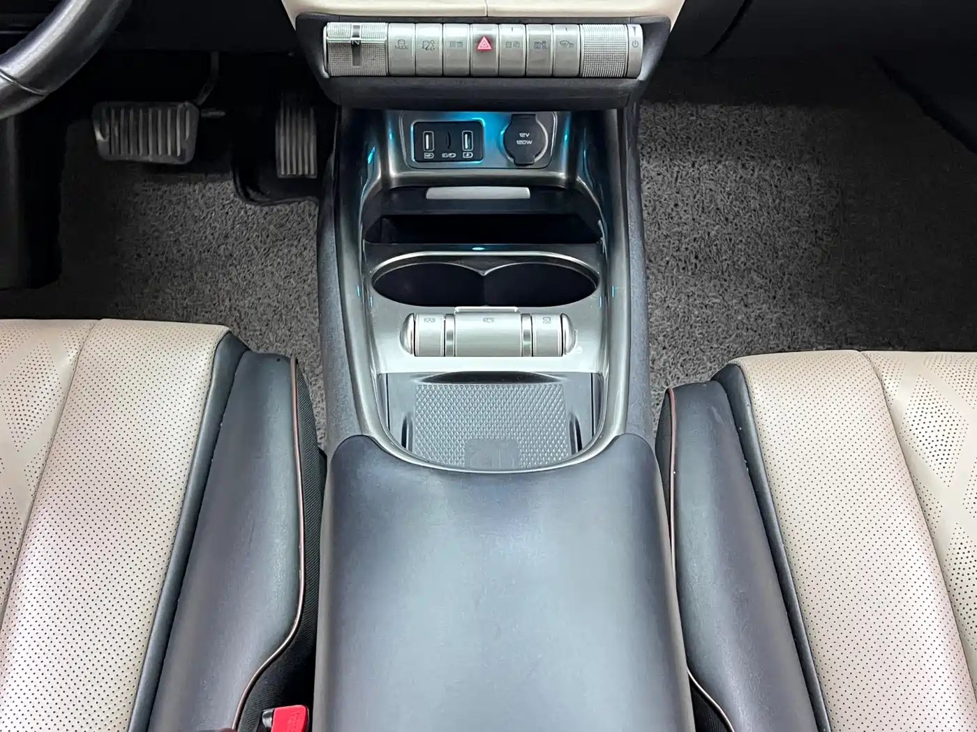 BYD Dolphin 2023 420km Fashion Edition фото 24