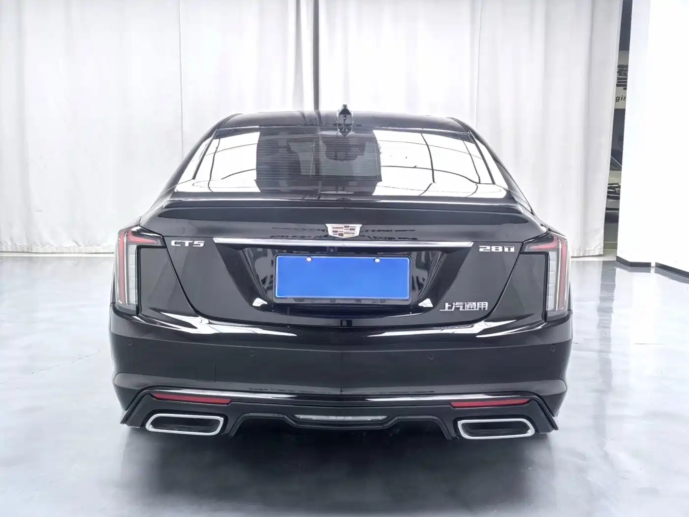 Фото 10 - Cadillac CT5