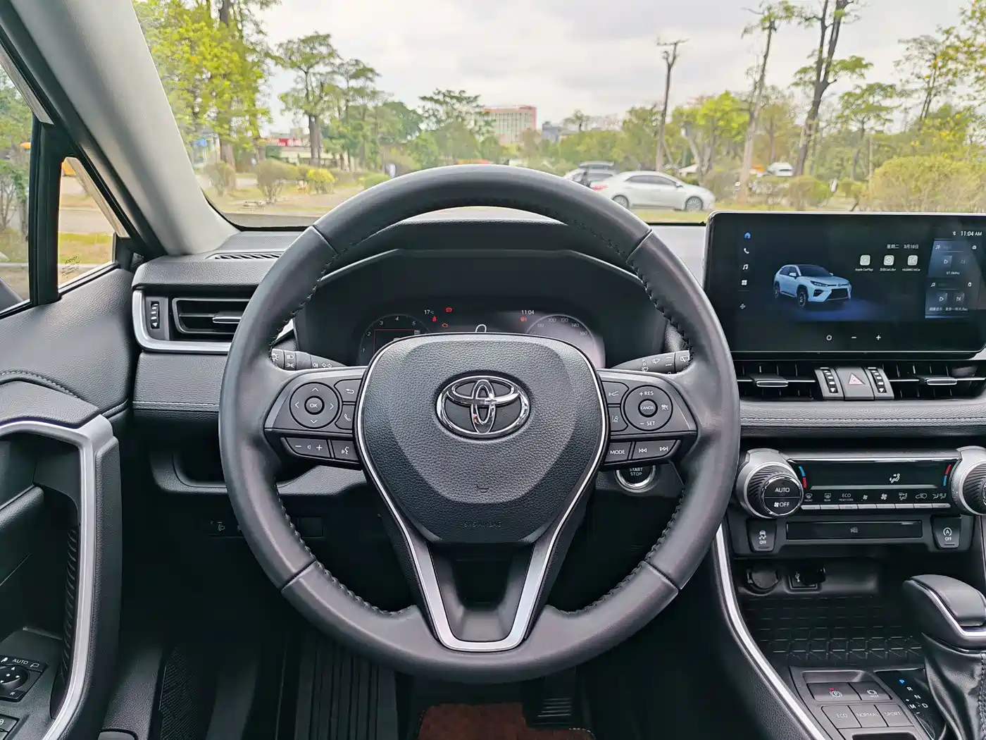 Toyota Wildlander 2024 2.0L CVT 2WD Luxury PLUS Edition фото 19