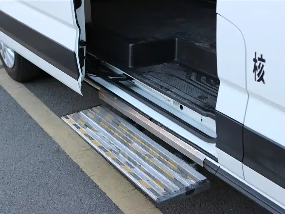 SAIC MAXUS XINTU V90