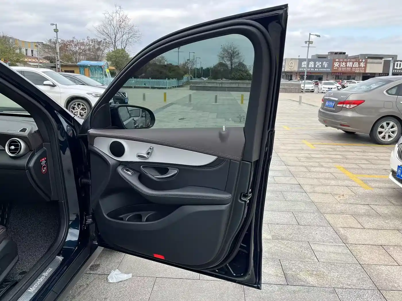 Mercedes-Benz GLC 2020 Facelift GLC 260 L 4MATIC Dynamic фото 28