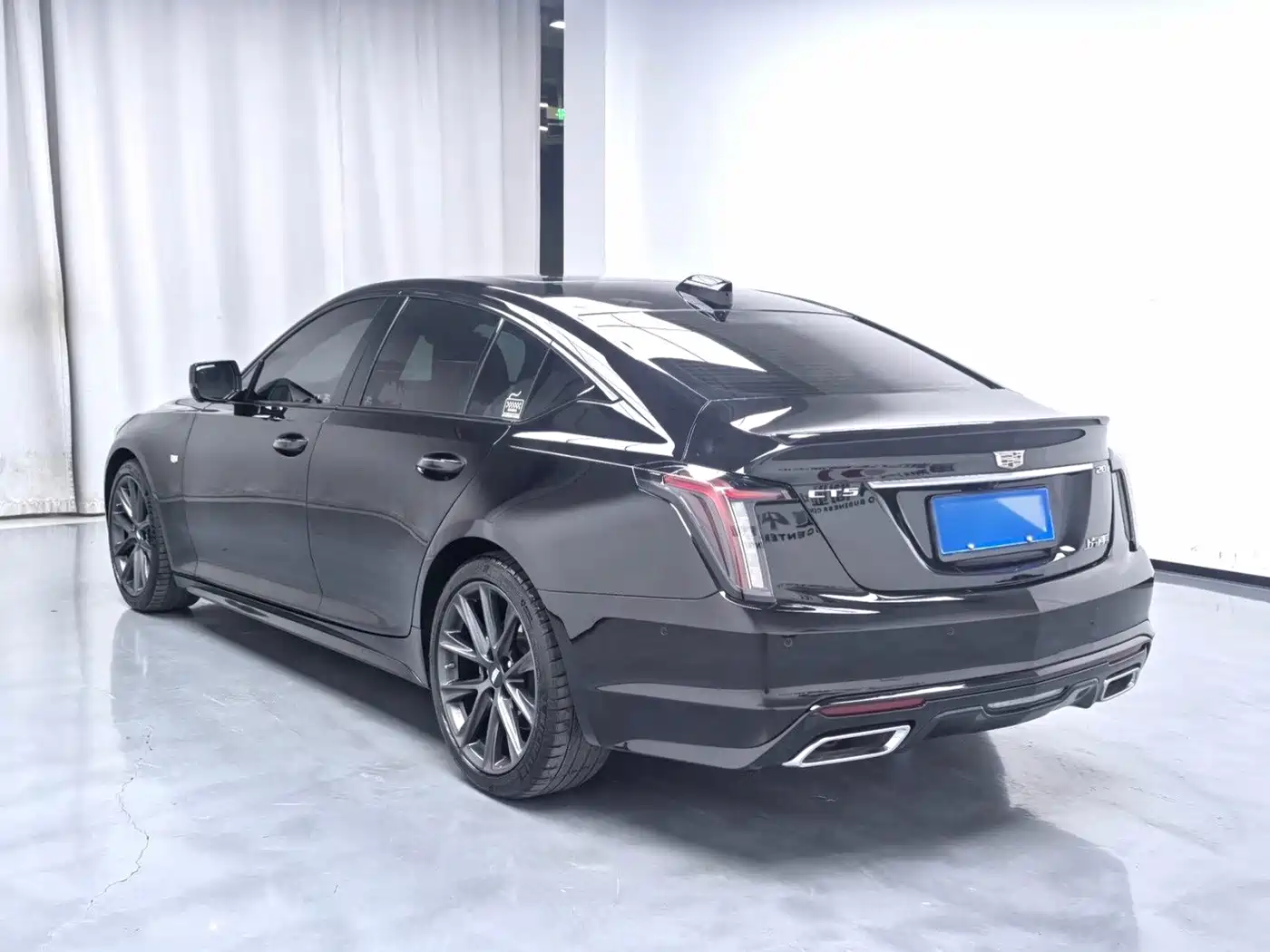 Фото 8 - Cadillac CT5