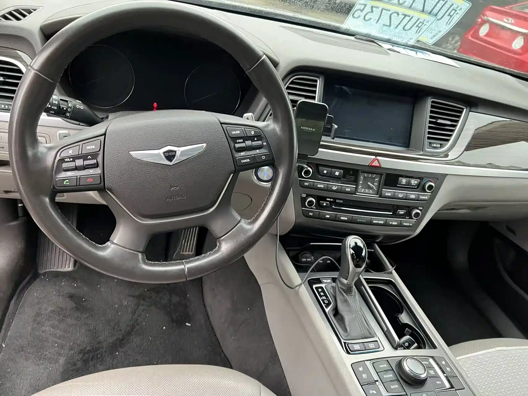 صورة 7 - Hyundai Genesis