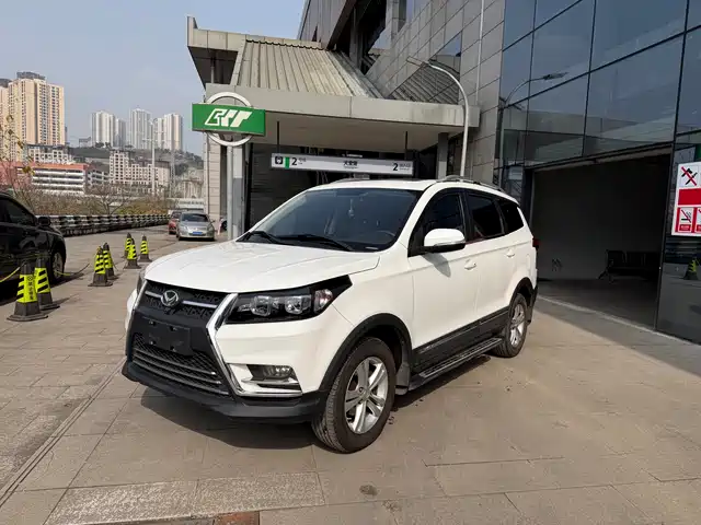 BAIC HUANSU BAIC MAGIC SPEED S3