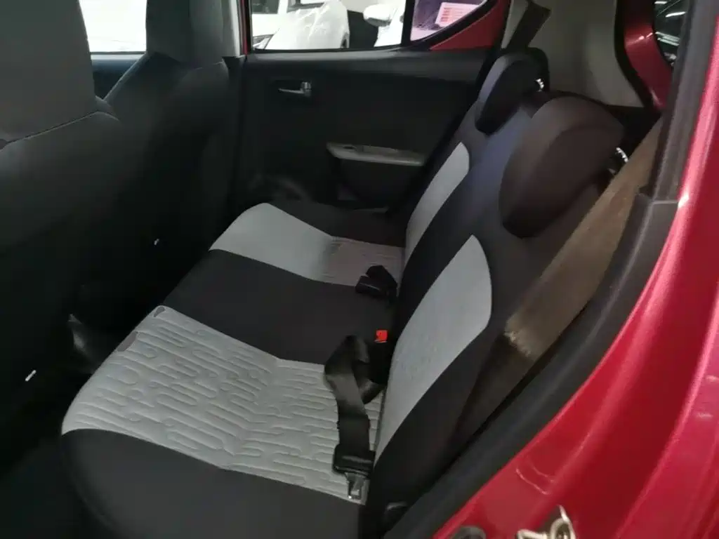 Photo 17 - Suzuki Alto