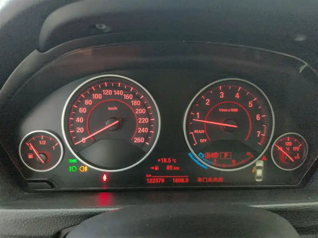 BMW 3 Series 2017 320Li M Sport фото 8