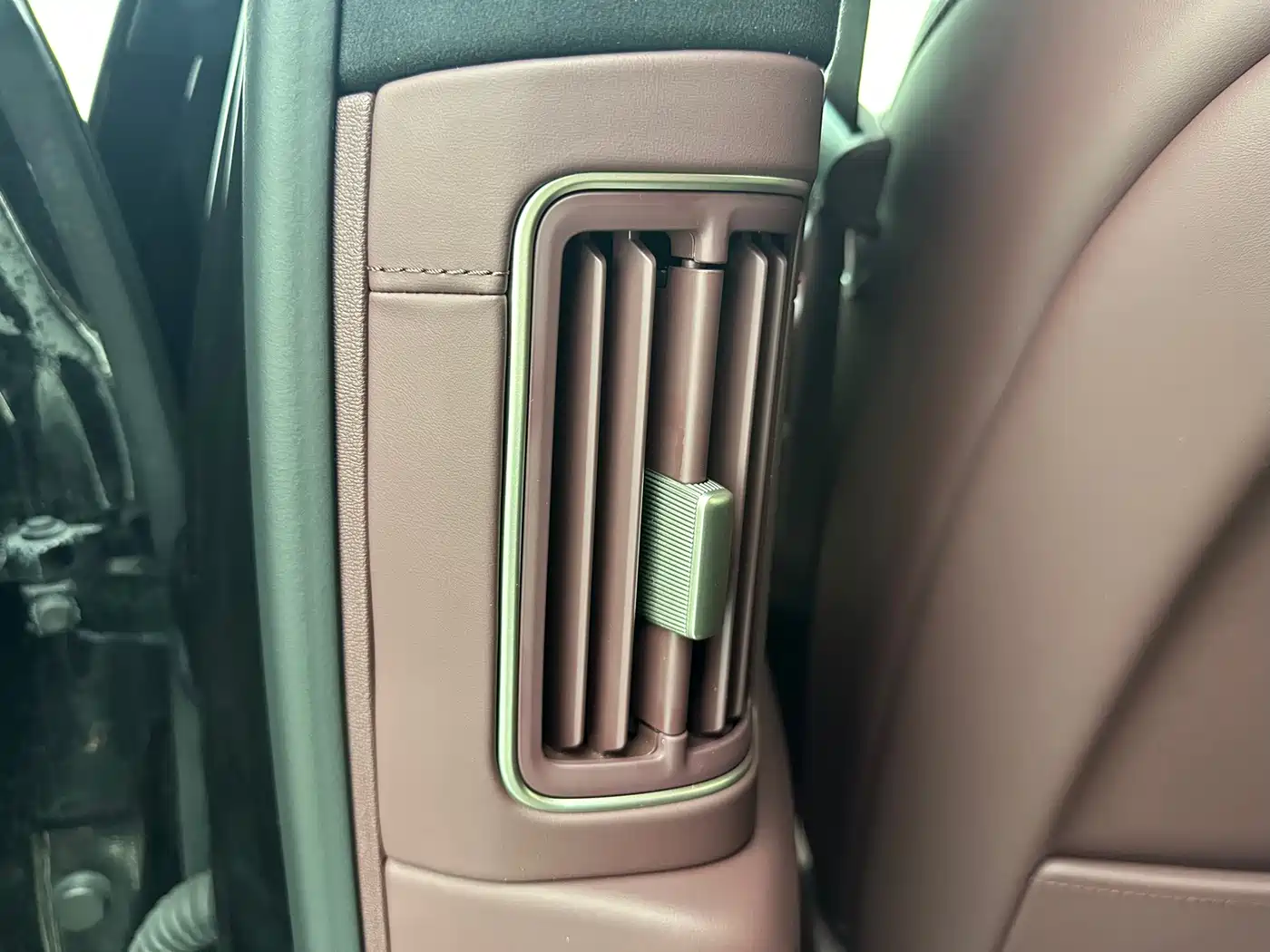 NIO ES8 2025 2025 Model 6-Seat Executive Luxury Edition