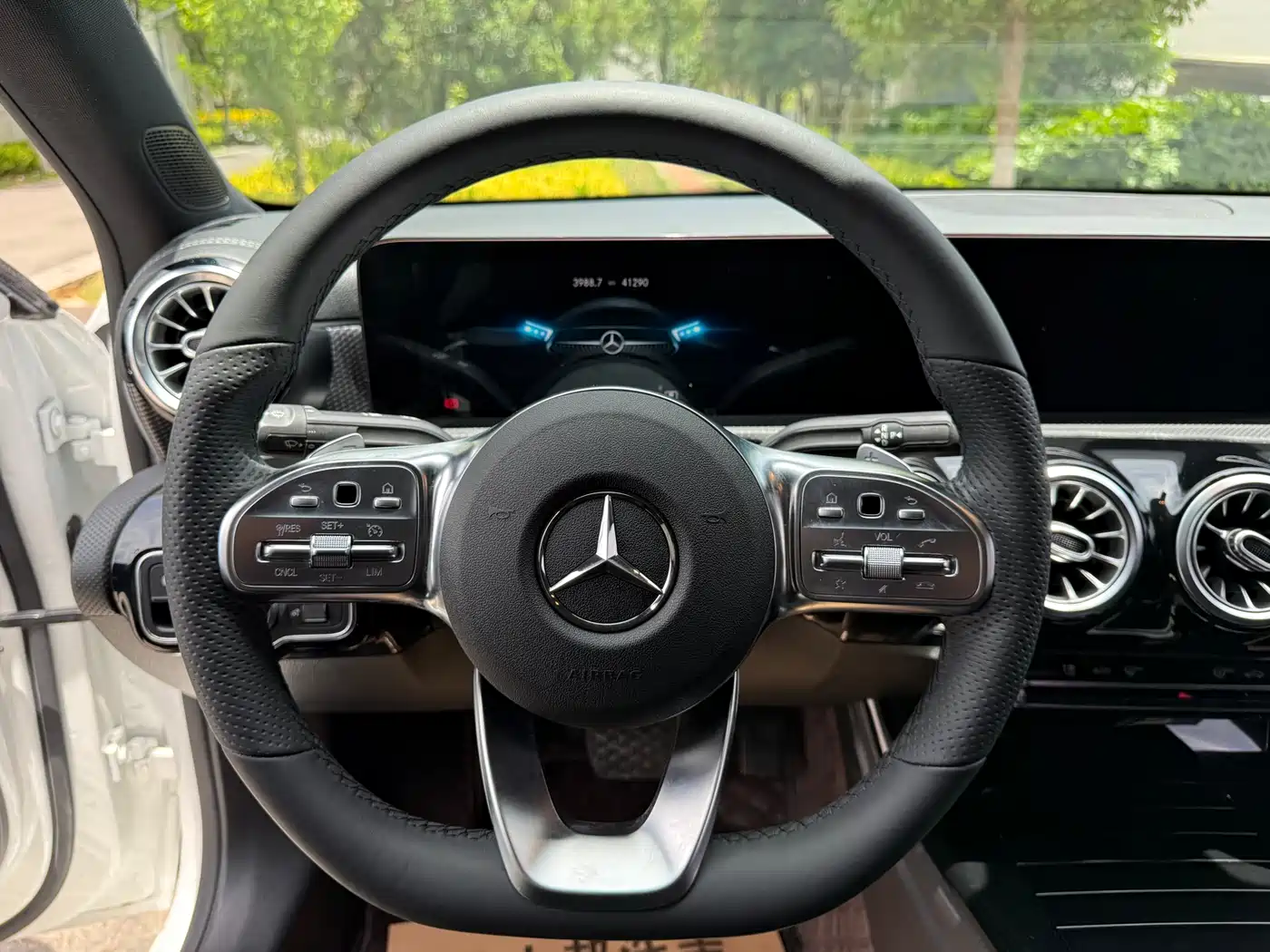Mercedes-Benz A-Class 2021 A 200 L Sport Sedan Fashion Edition фото 24