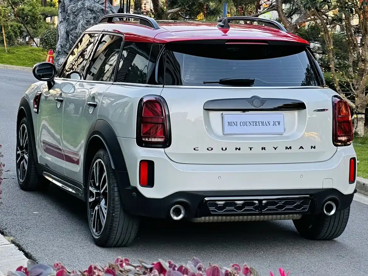 MINI JCW COUNTRYMAN 2023 Facelift 2.0T JOHN COOPER WORKS фото 3