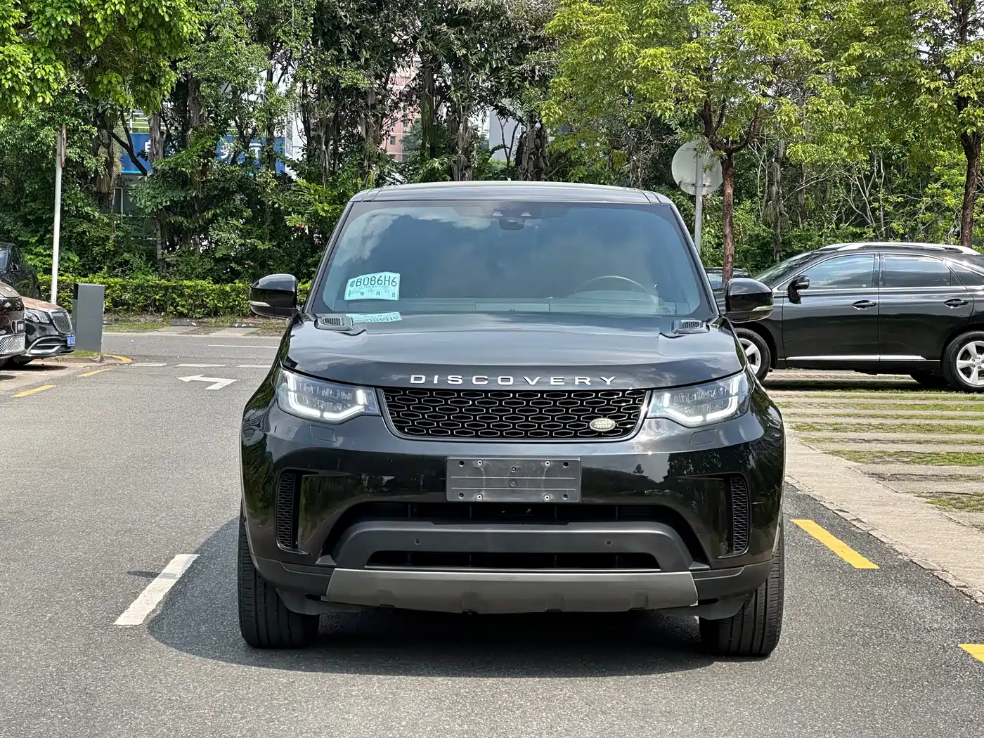 Фото 2 - Land Rover Discovery