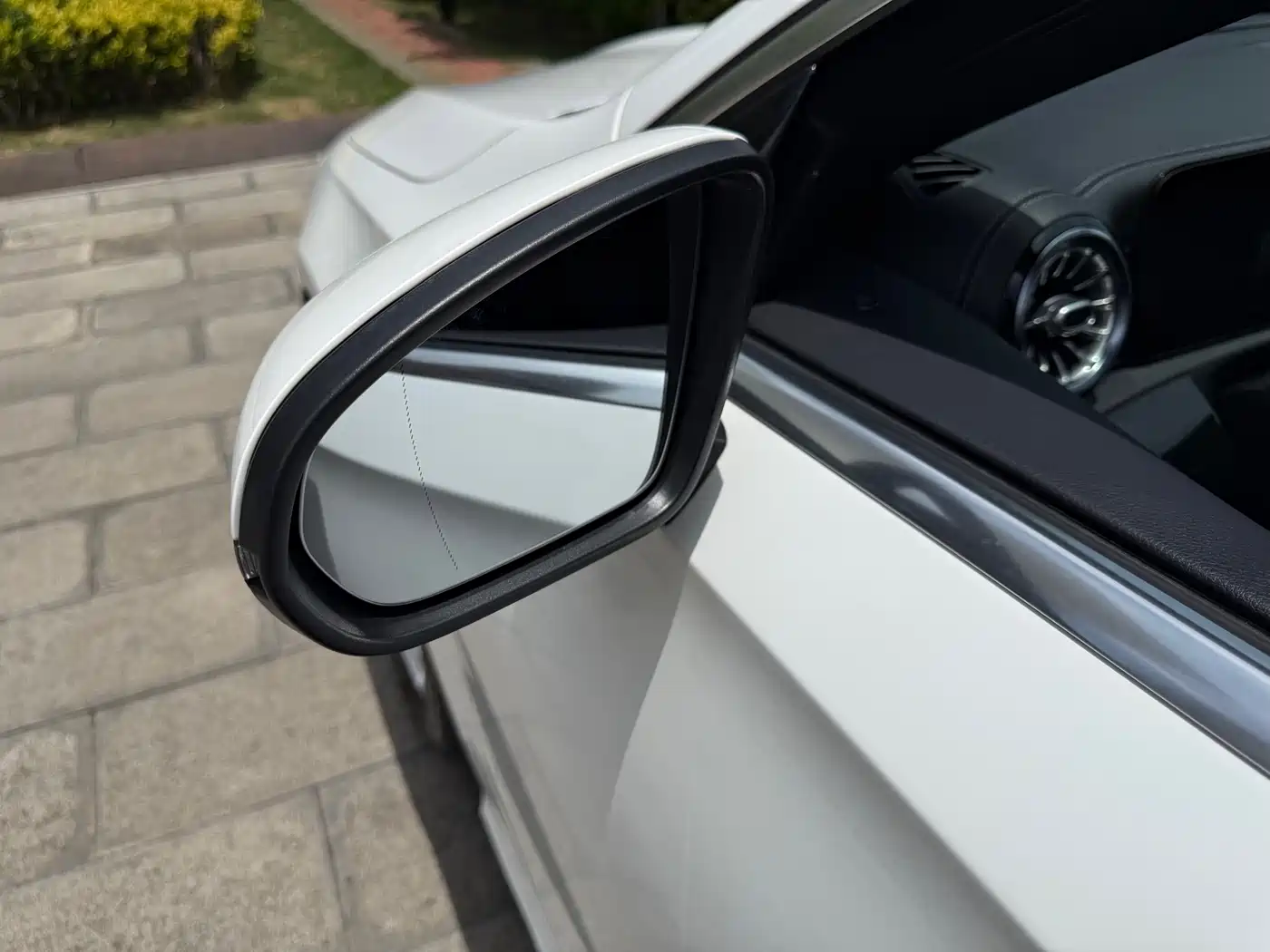Mercedes-Benz A-Class 2021 A 200 L Sport Sedan Fashion Edition фото 16