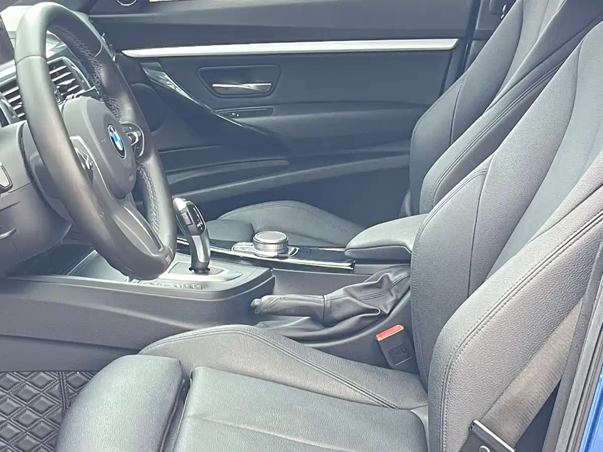 BMW 3 Series GT 2019 320i M Sport Package фото 8