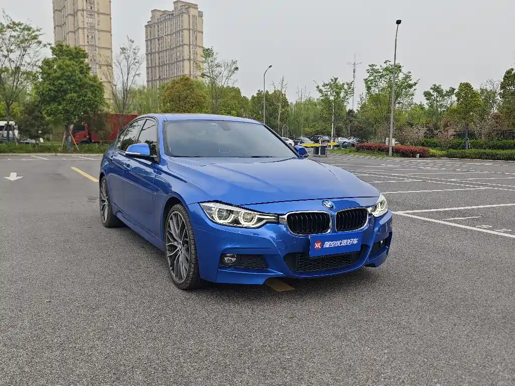 BMW 3 Series 2016 320i M Sport фото 3