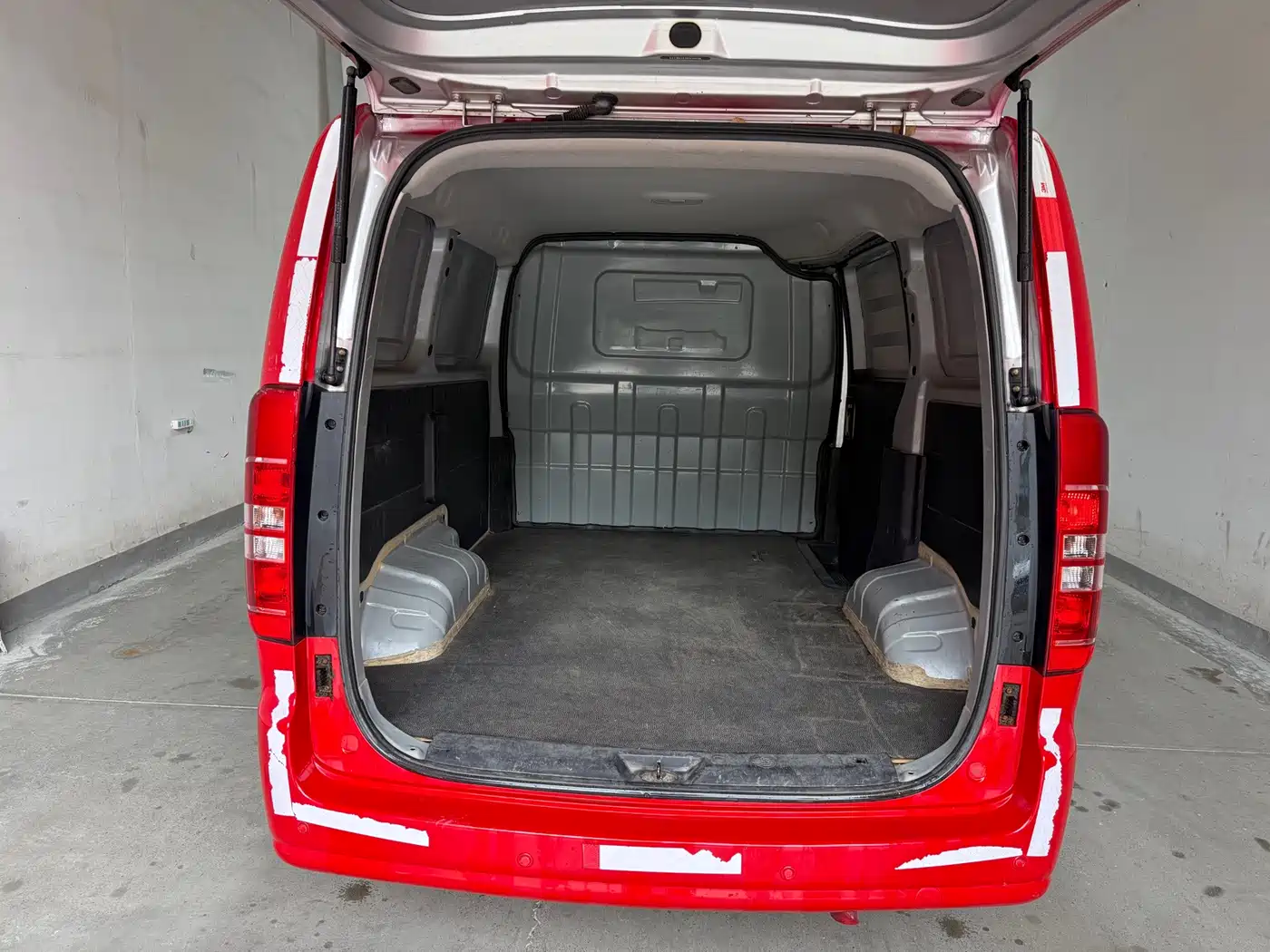 JAC Refine M3 2019 2019 1.6L Logistics Edition