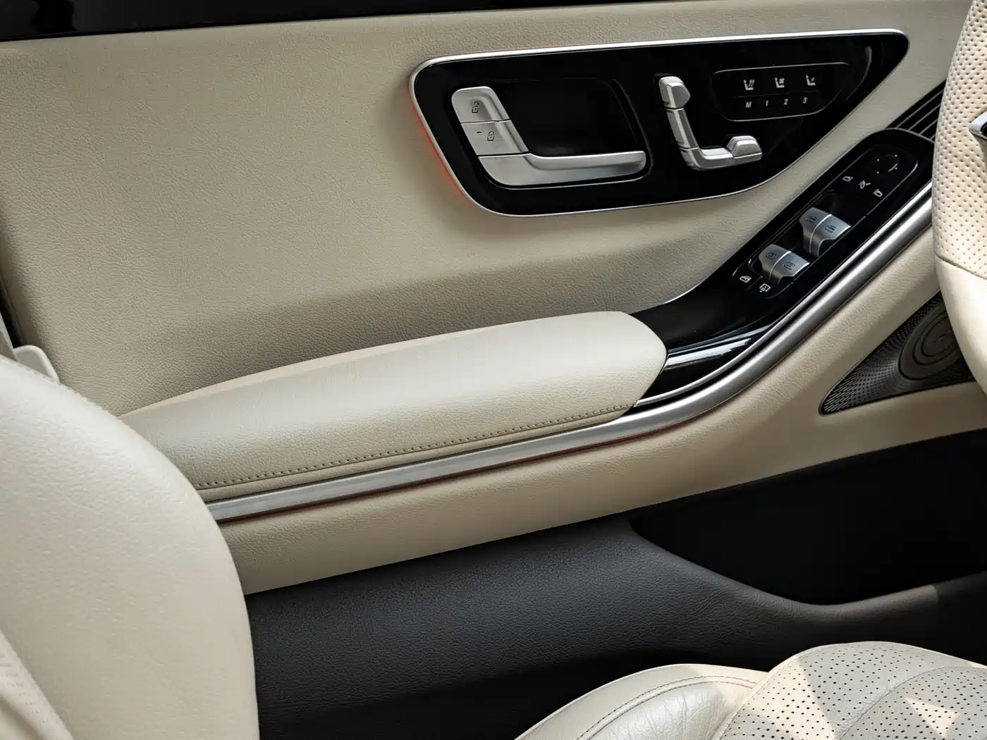 Mercedes-Benz S-Class 2023 Model S 450 L 4MATIC фото 15